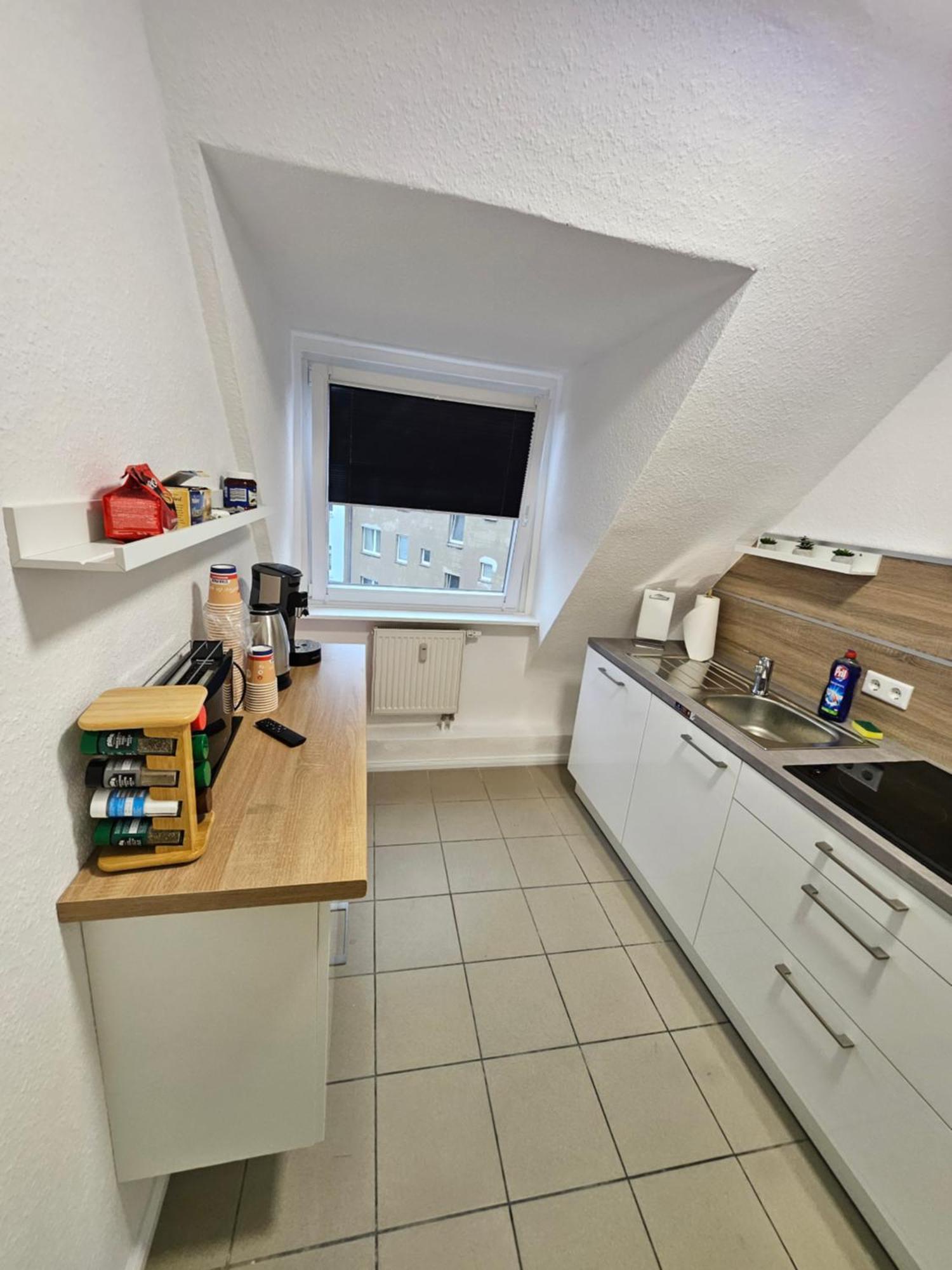 Emmi Apartment *